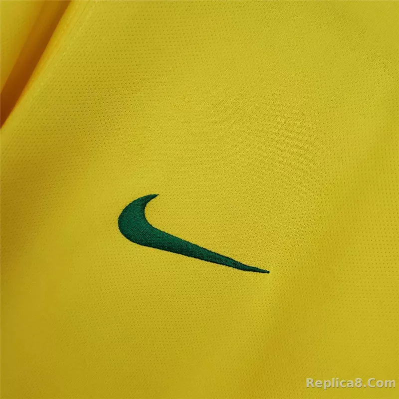 2006 Brazil World Cup Home Retro Jersey - detail