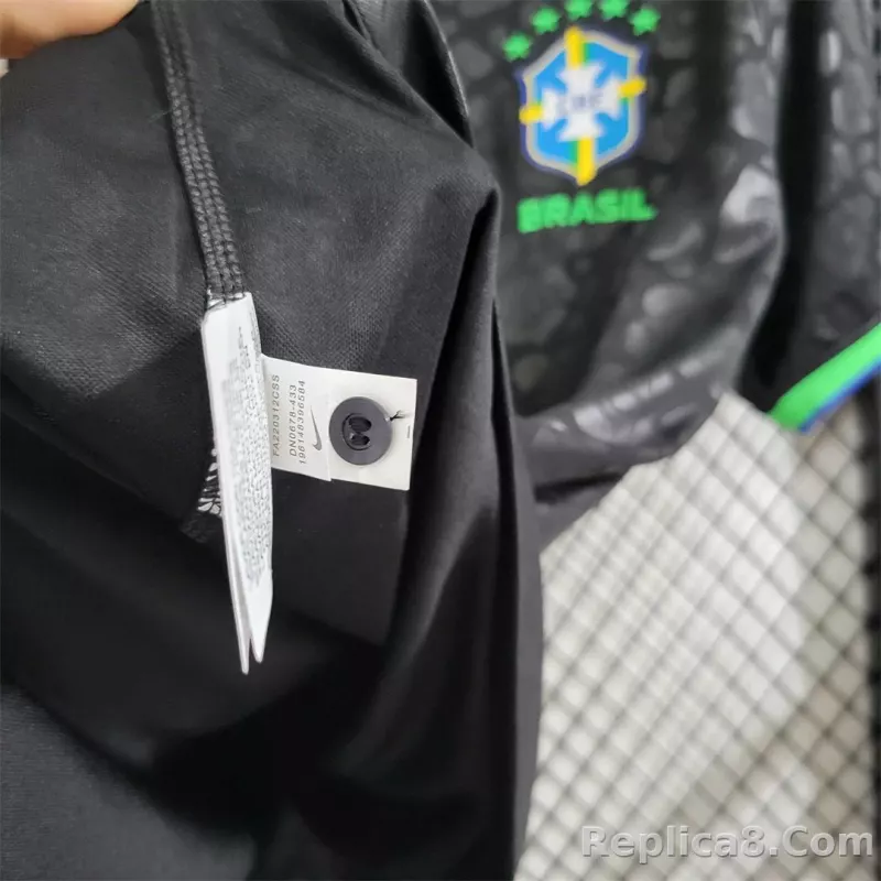 2022 Brazil Jersey The Dark Replica World Cup - detail