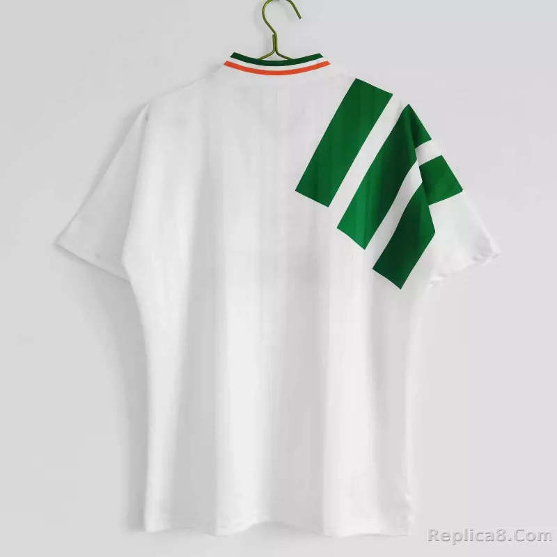 1992/94 Ireland Away Retro Jersey - detail