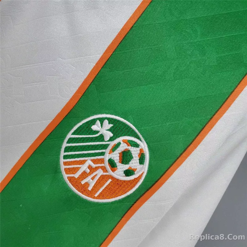 1994 Ireland Away Retro Jersey - detail