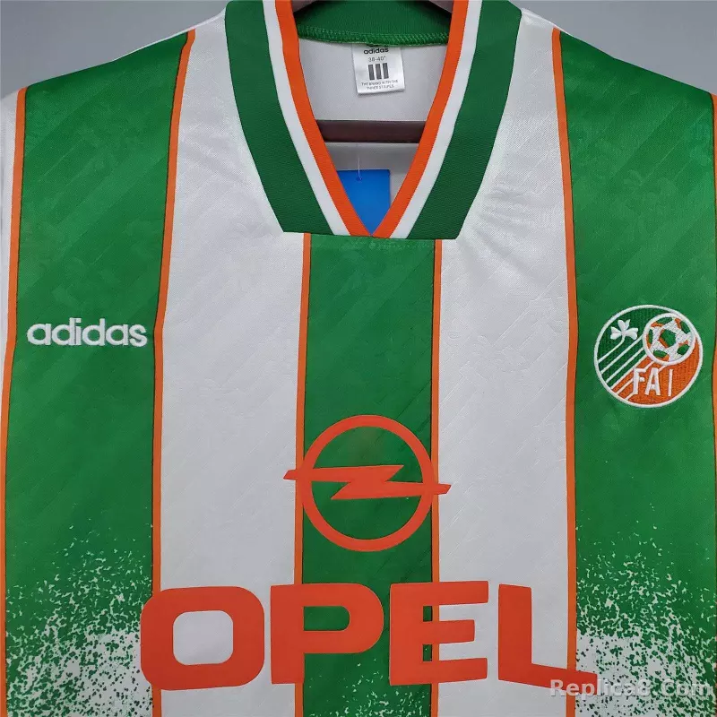 1994 Ireland Away Retro Jersey - detail
