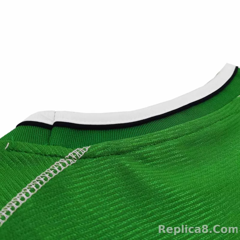 2002 Ireland Home Retro Jersey - detail