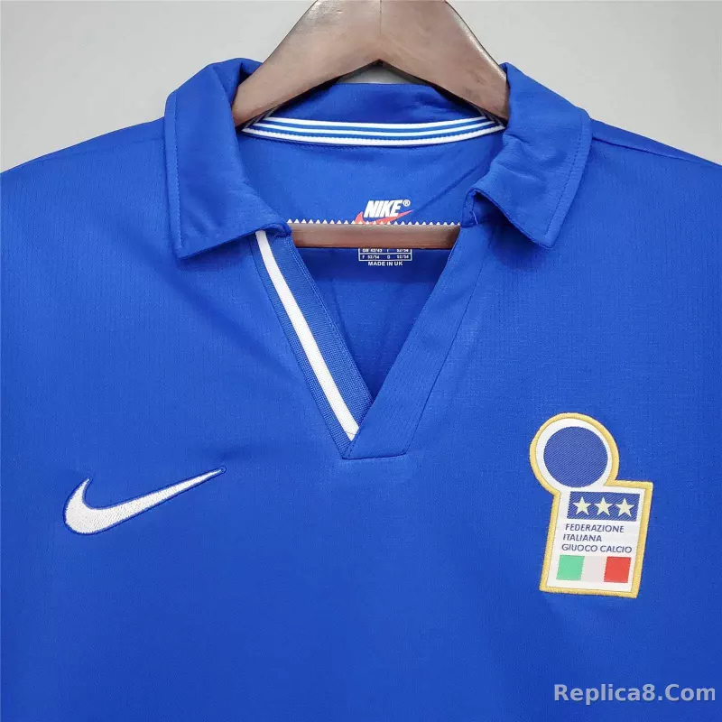 1998 Italy Home World Cup Retro Jersey - detail