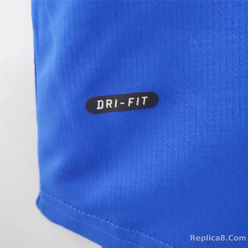 1998 Italy Home World Cup Retro Jersey - detail