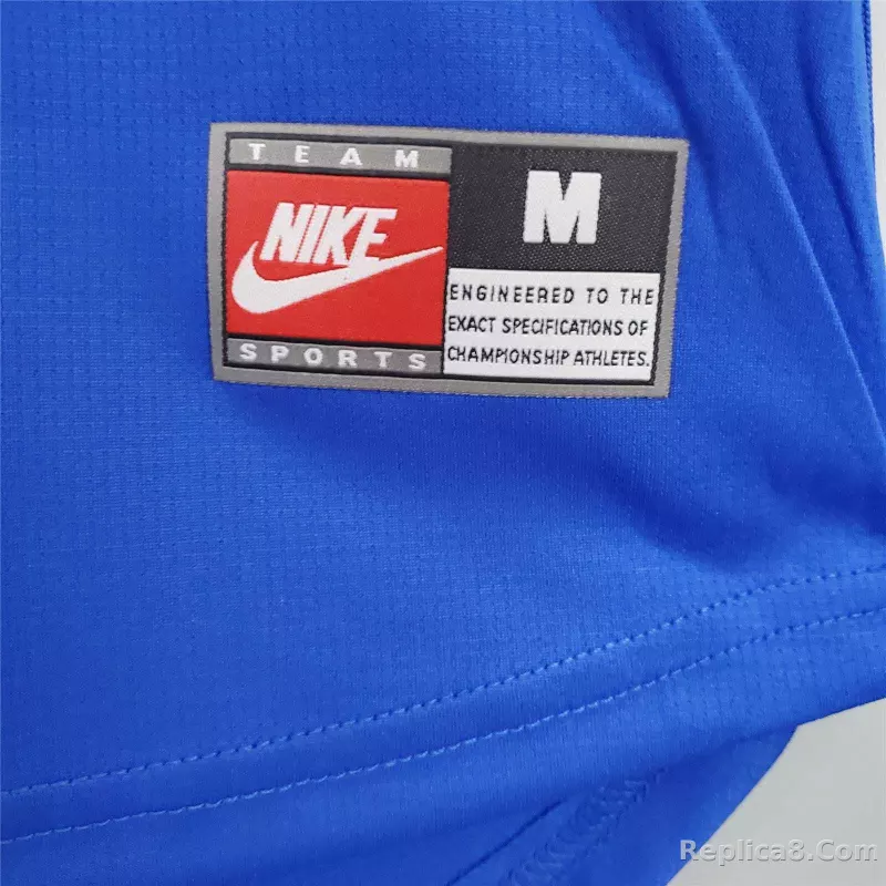 1998 Italy Home World Cup Retro Jersey - detail