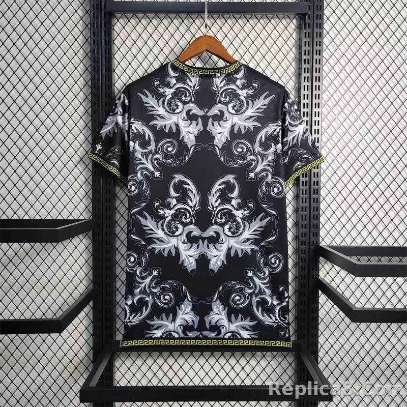 2023 Italy Special Edition Black - detail
