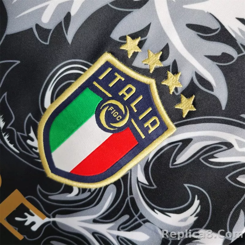 2023 Italy Special Edition Black - detail