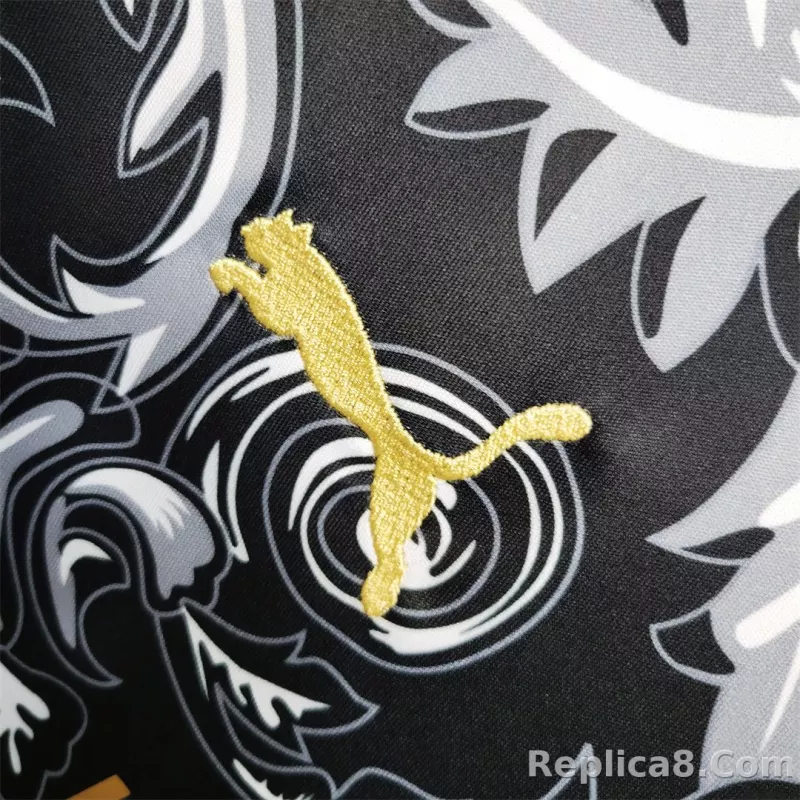 2023 Italy Special Edition Black - detail