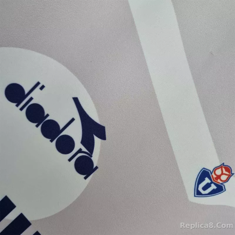 1996 Club Universidad de Chile Away Retro Jersey - detail