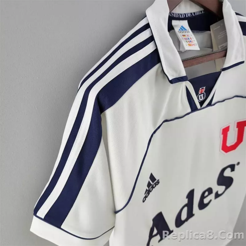 2000-01 Club Universidad de Chile Away Retro Jersey - detail