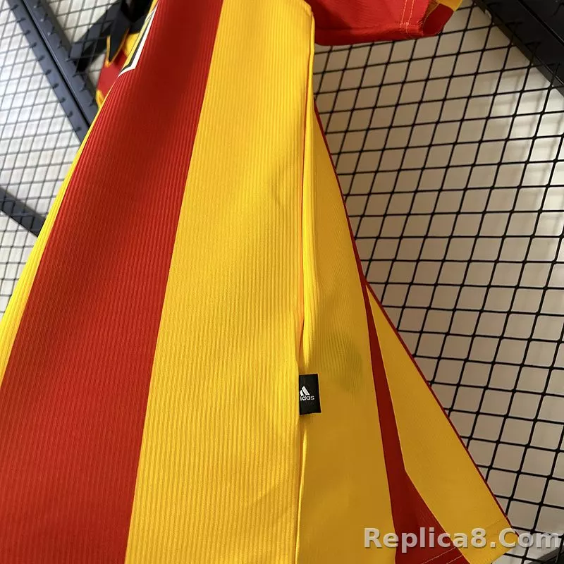 99-00 Galatasaray S.K. Home Retro Jersey - detail