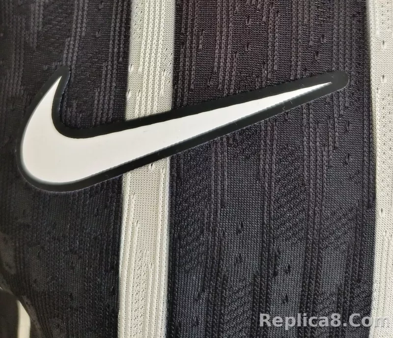-27 Corinthians Away Jersey - detail