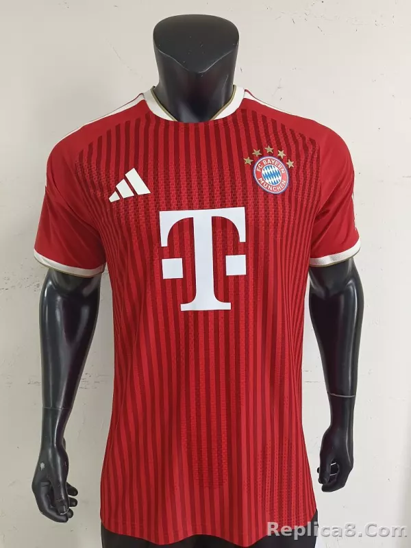 -27 Bayern Munich Home Jersey - detail