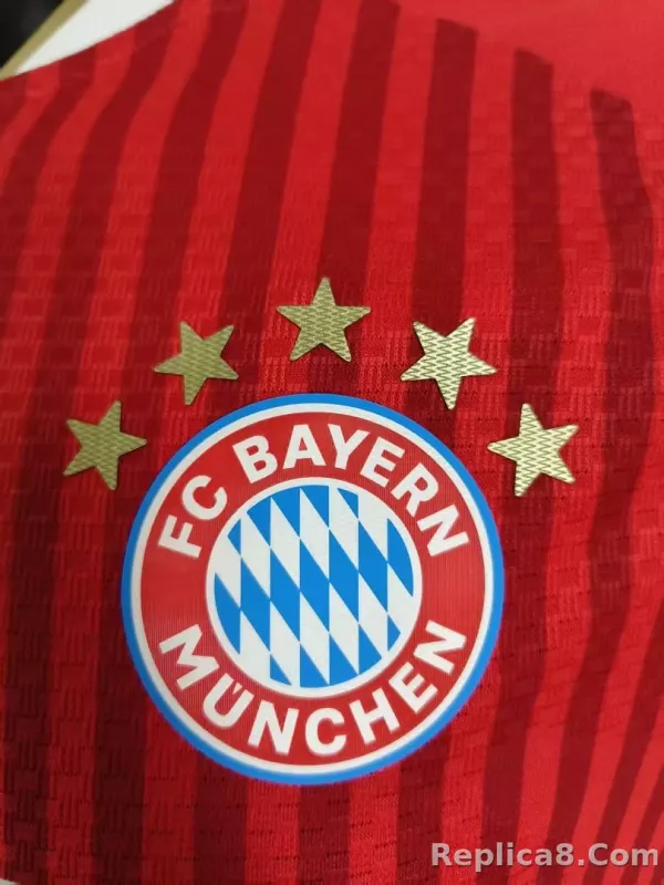 -27 Bayern Munich Home Jersey - detail