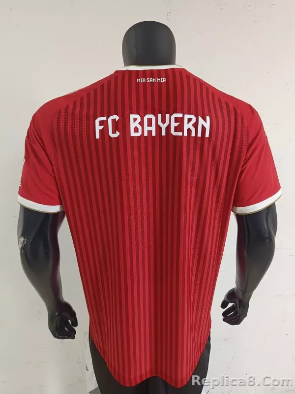 -27 Bayern Munich Home Jersey - detail