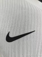 -27 Corinthians Home Jersey - view 5
