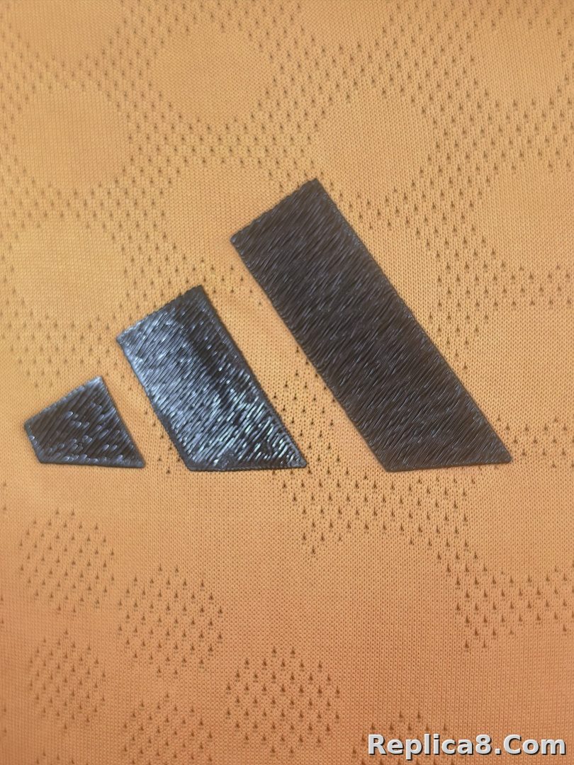 AS Roma Away Jersey - detail