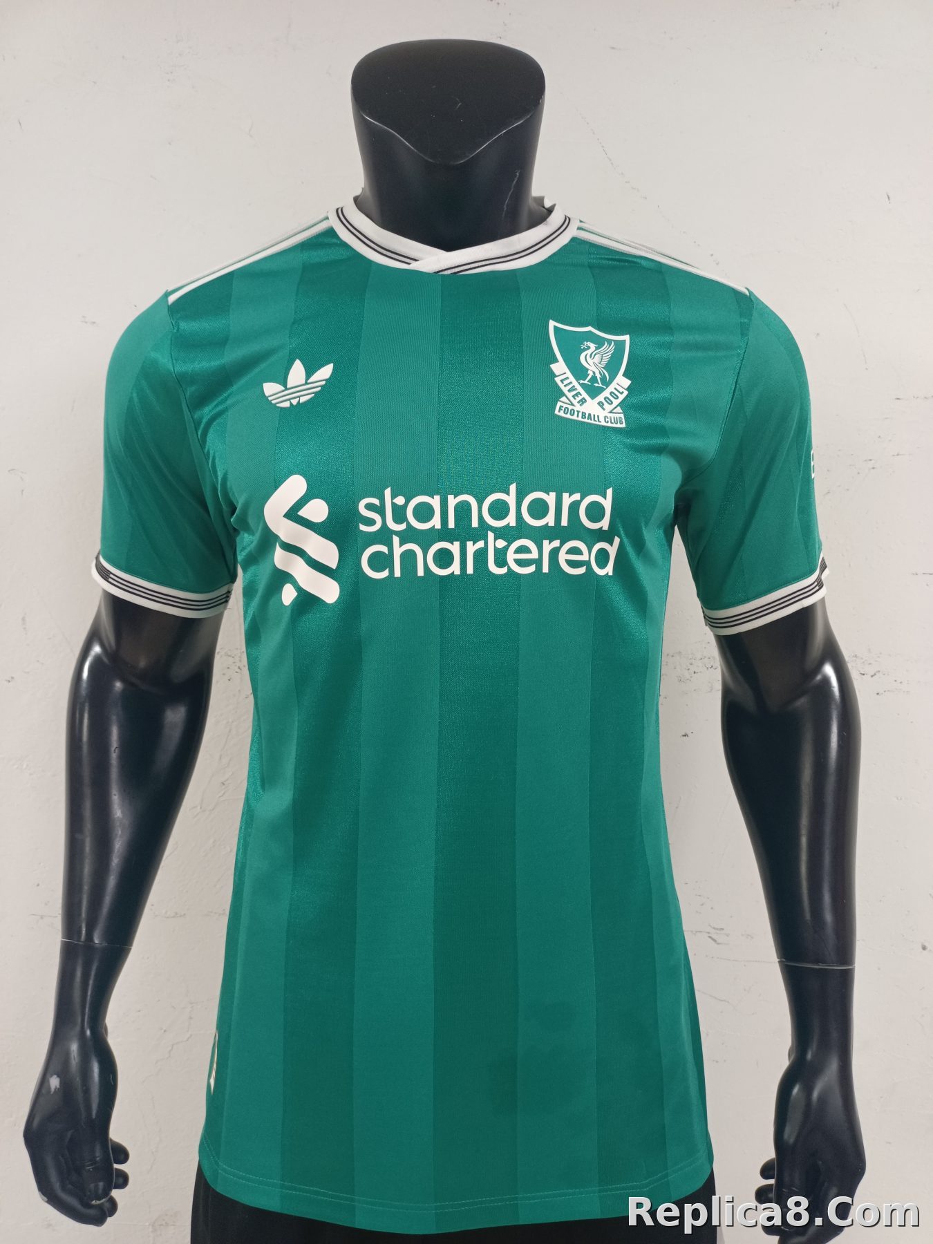 Liverpool Second Away Jersey - detail