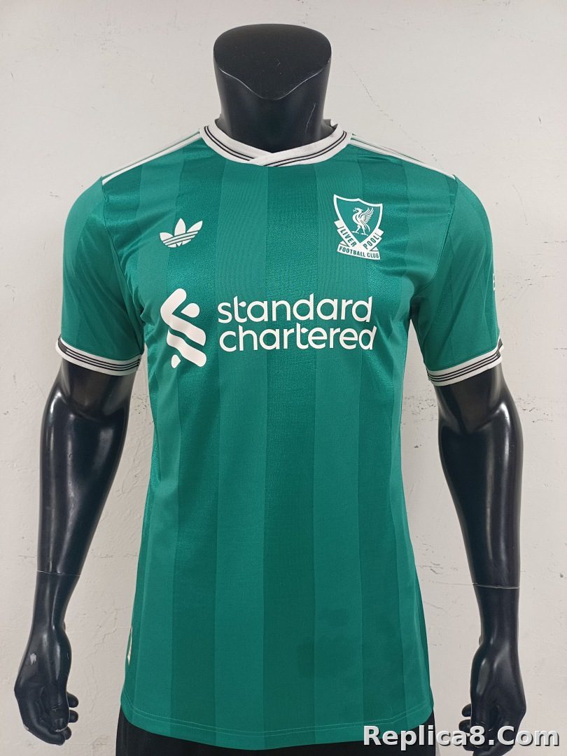 Liverpool Second Away Jersey - detail