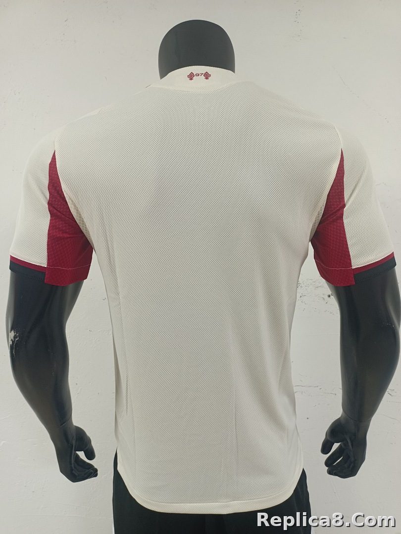 Liverpool Away Jersey - detail