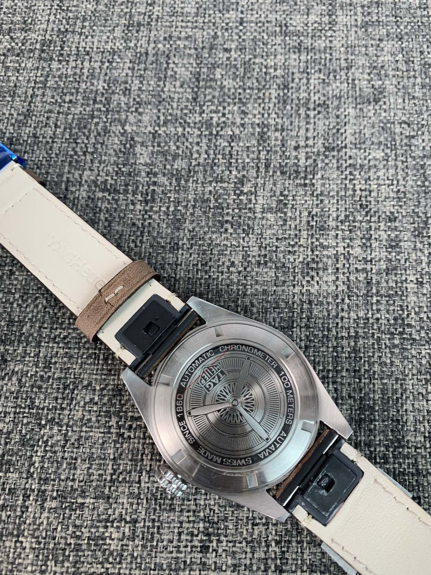 TAG HEUER WBE5114.FC8266 Autavia Calibre 5 42mm - gallery