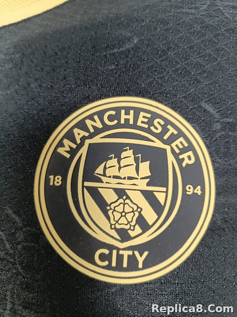 26-27Manchester CityAway 3