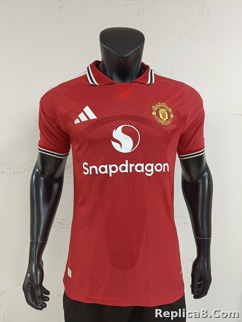 26-27Manchester UnitedHome - detail