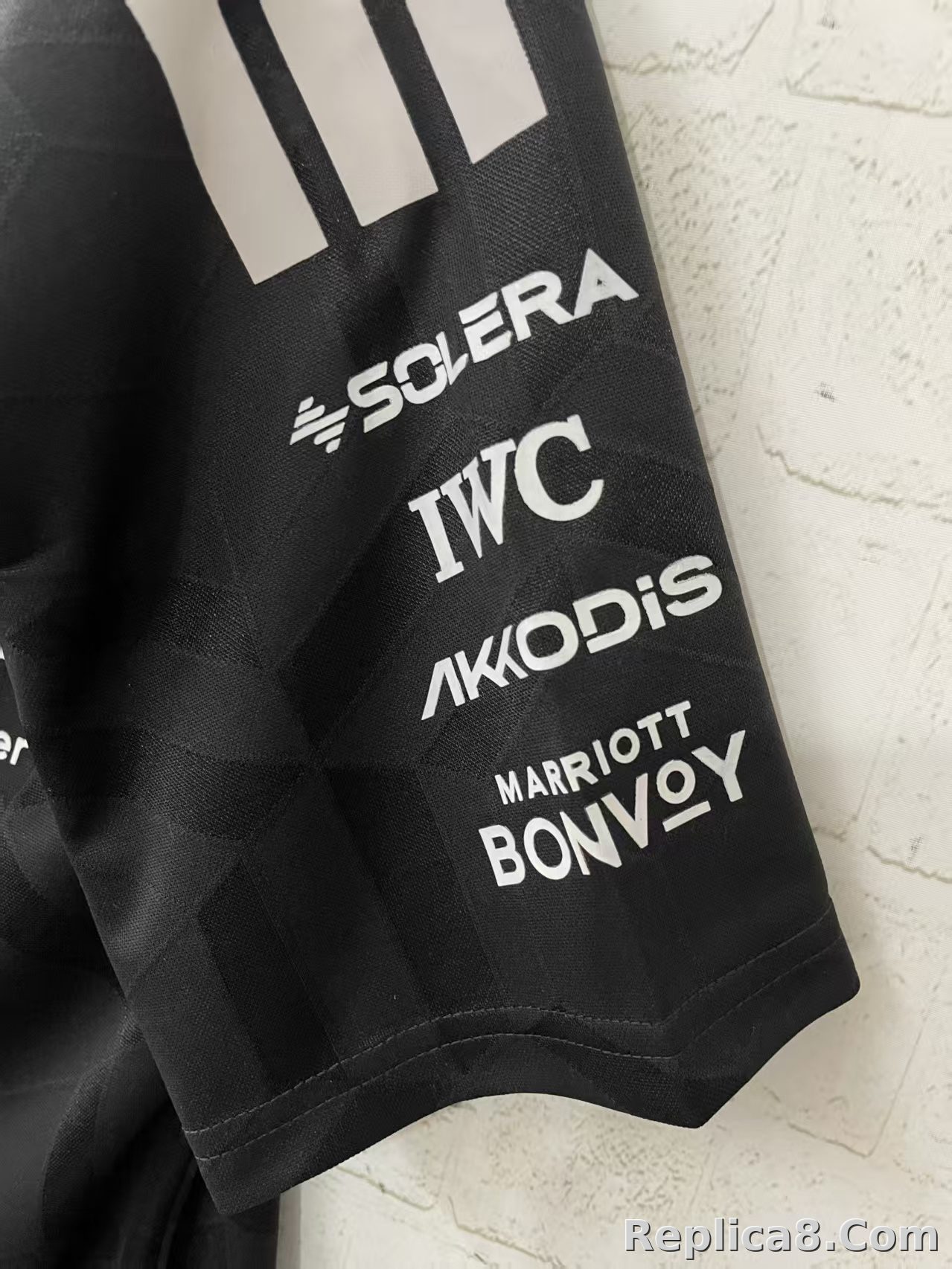 Mercedes AMG Petronas F1 Racing Team Black Driver T-Shirt 2026 - detail