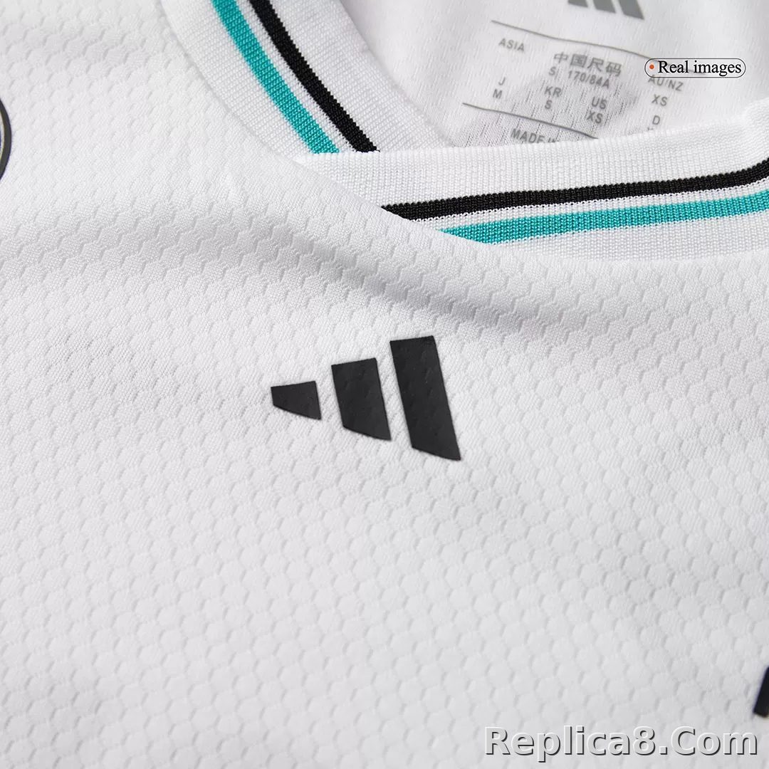 Mercedes AMG Petronas F1 Racing Team White T-Shirt 2025 - detail