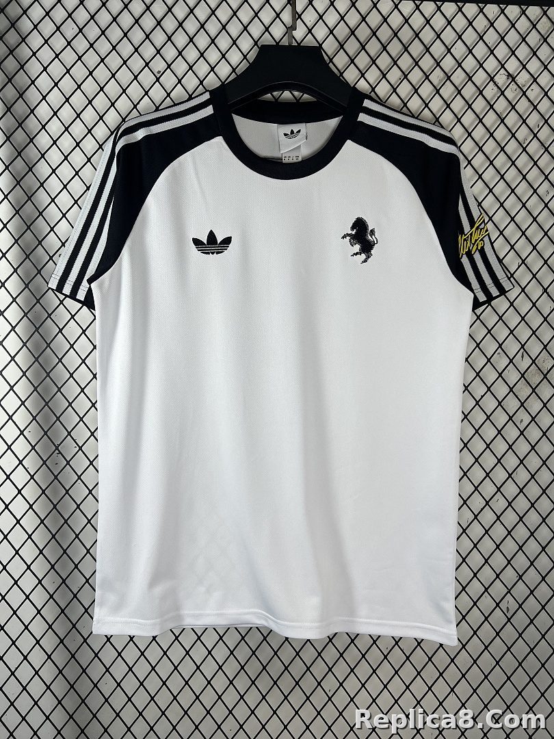 Black White Juventus Training Jersey - detail