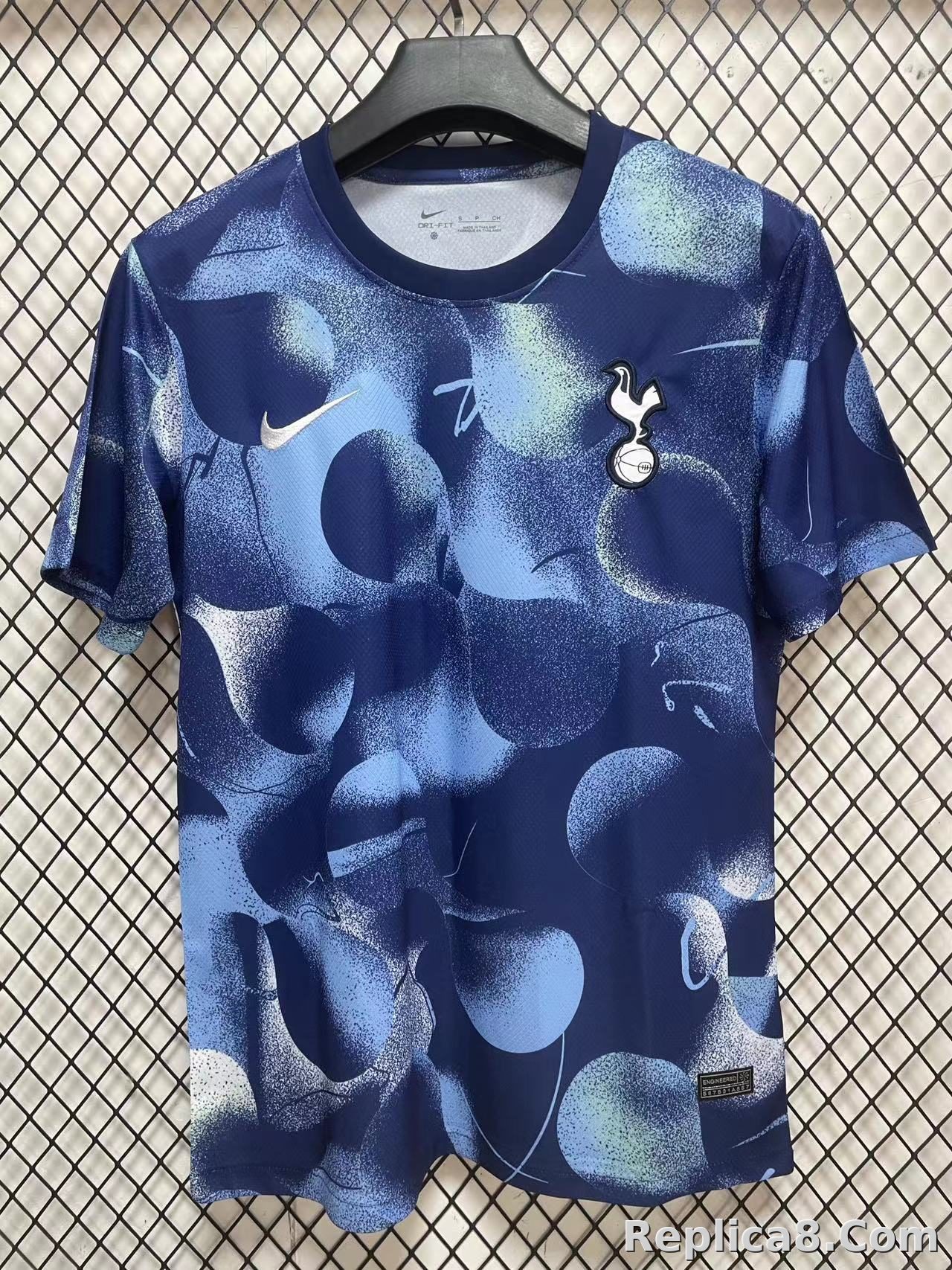 Tottenham Hotspur Pre-match Jersey S-4 XL - detail