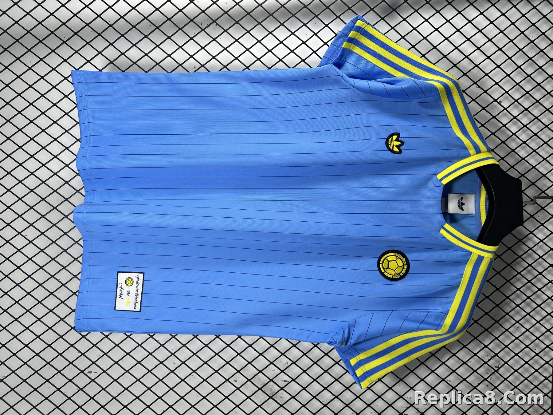 Colombia Retro - detail