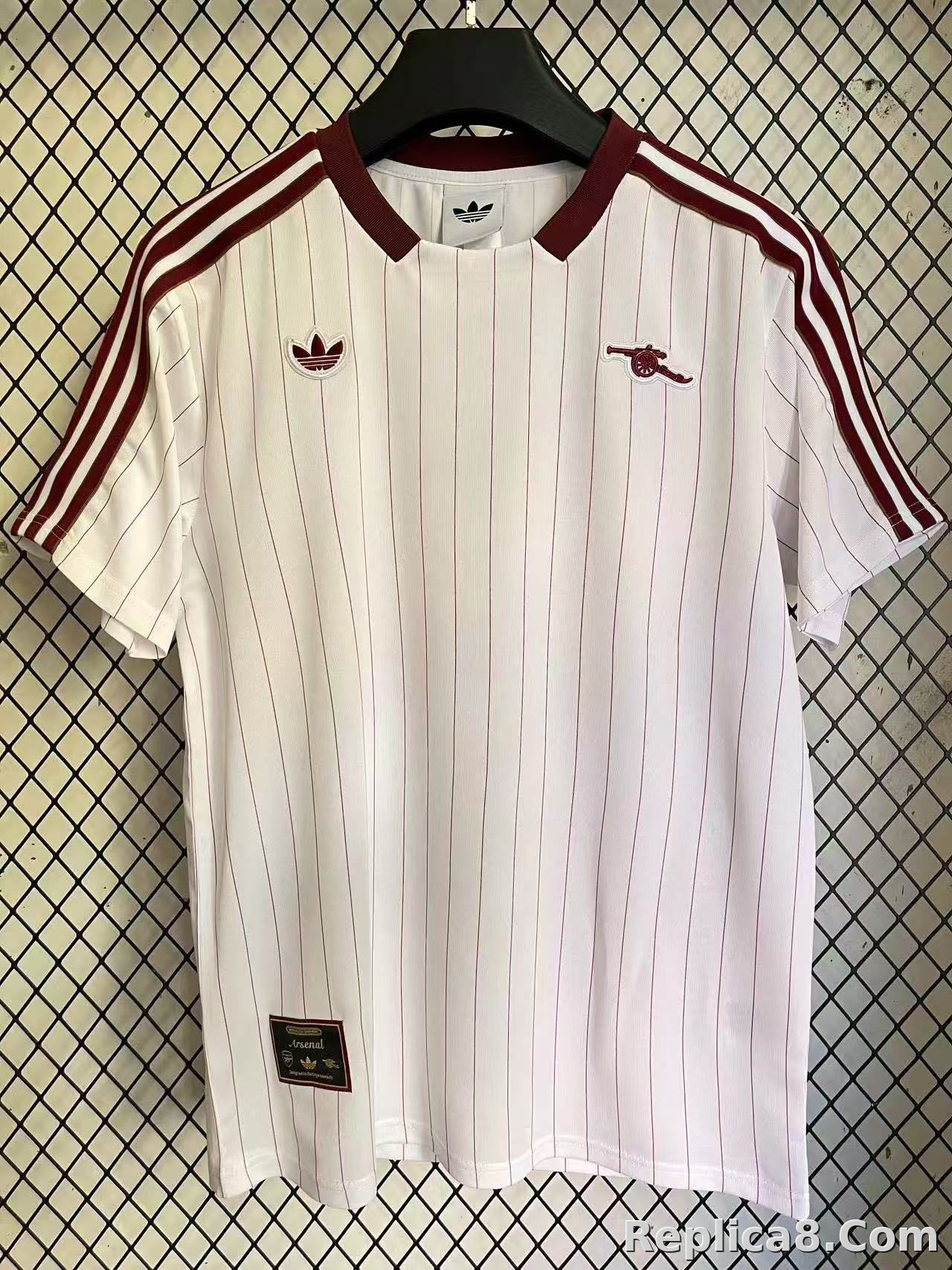 Arsenal Retro Edition White - detail
