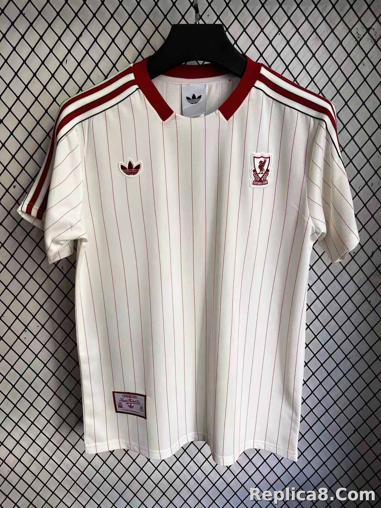 Liverpool Retro Edition Cream White - detail