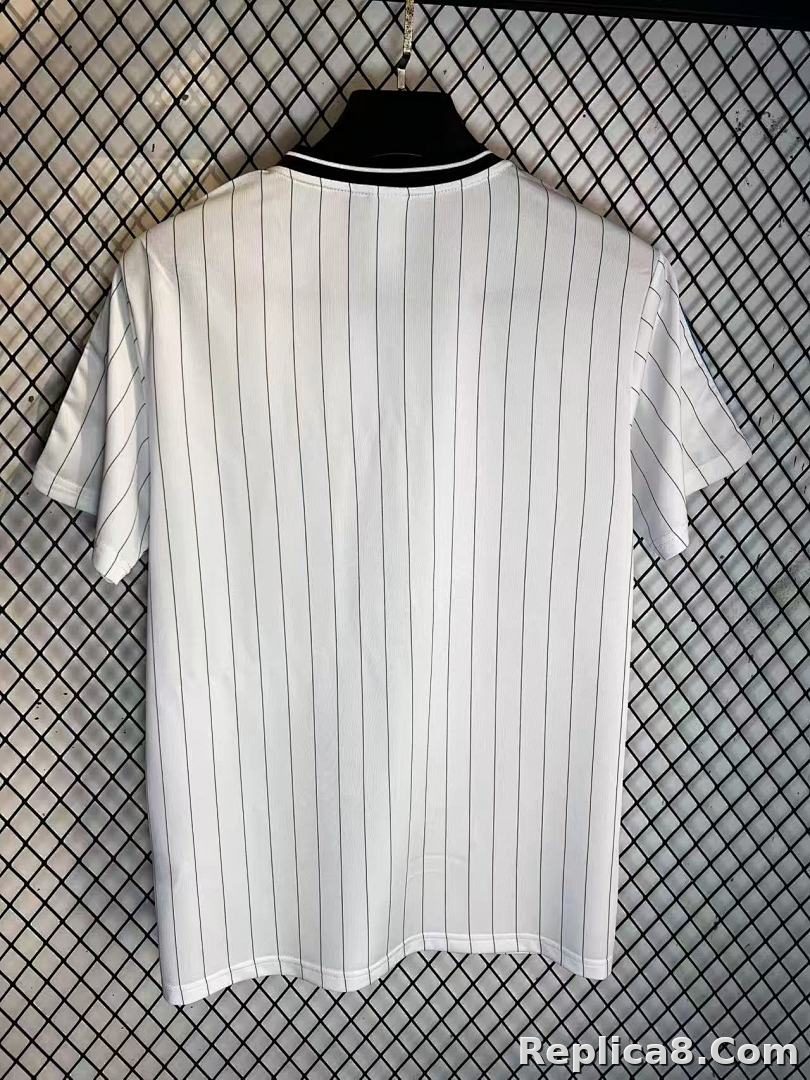 Newcastle United Retro版S到4 x L