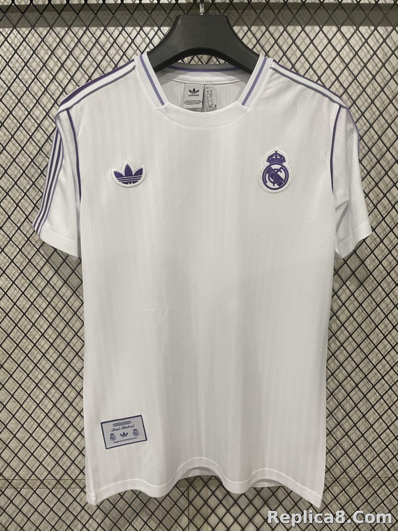 Real Madrid Retro T White - detail
