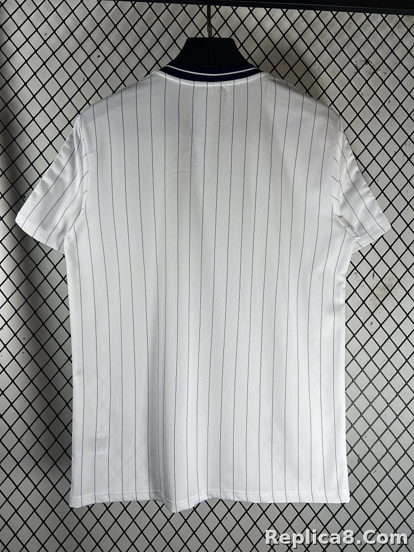 White Colombia Retro