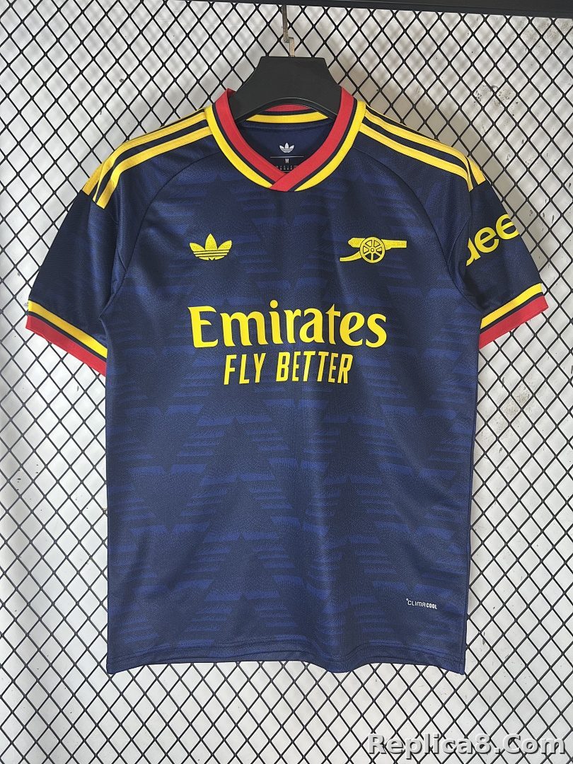 Arsenal Away Jersey - detail