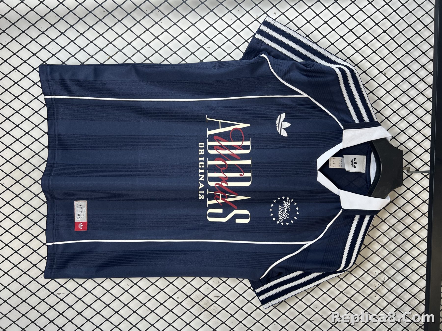 Royal Blue Lotus Style - detail