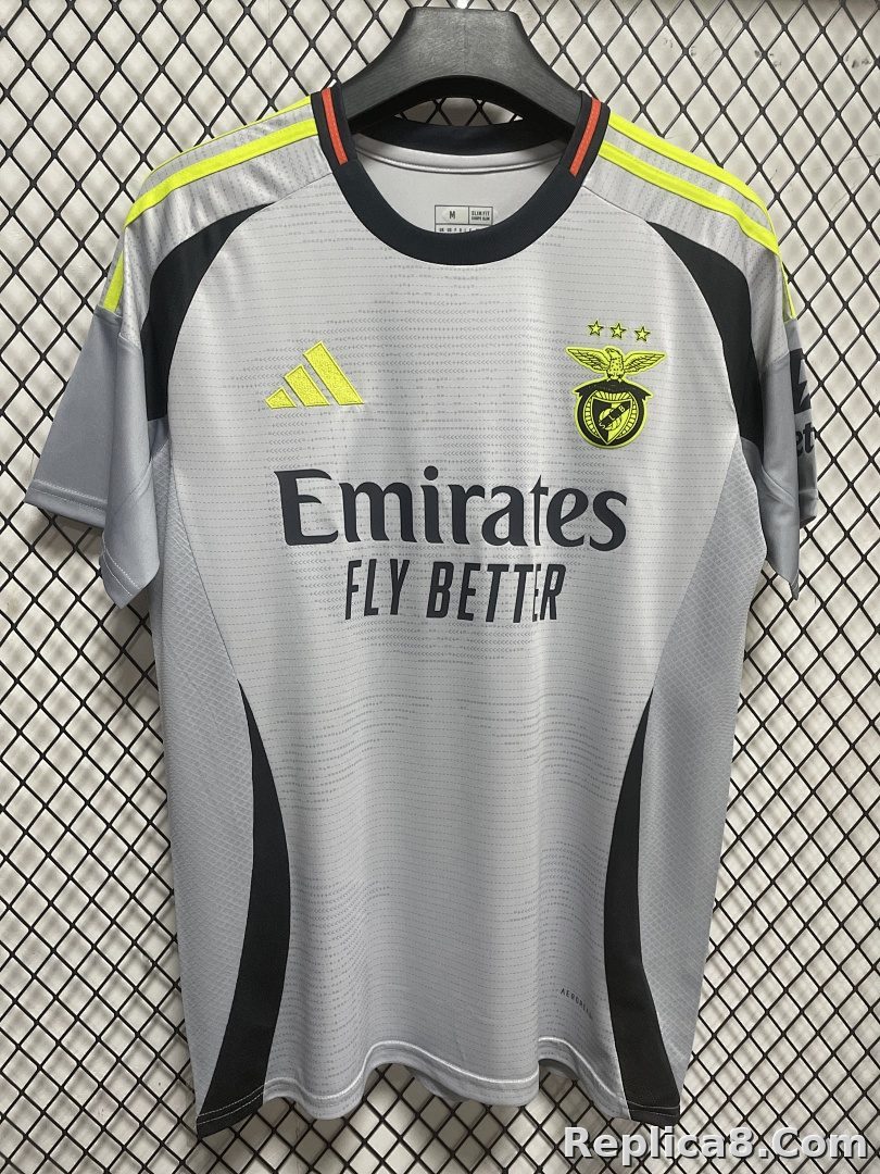 Benfica 2 Away Jersey S-4 XL - detail