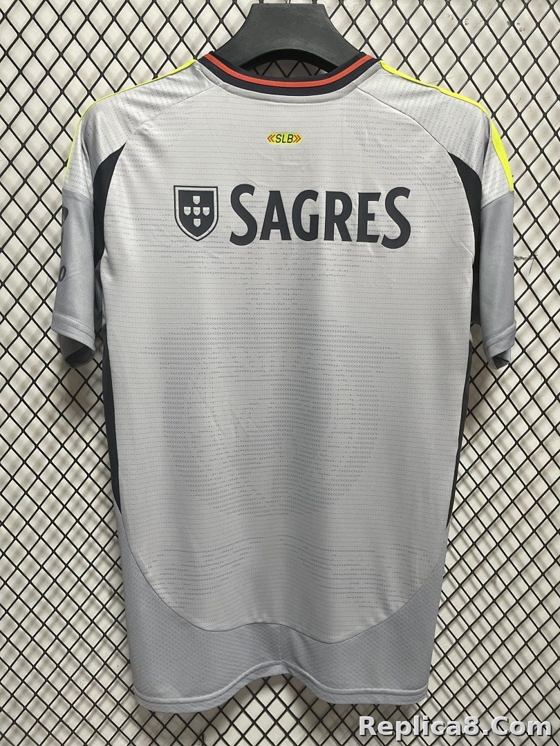 Benfica 2 Away Jersey S-4 XL - detail