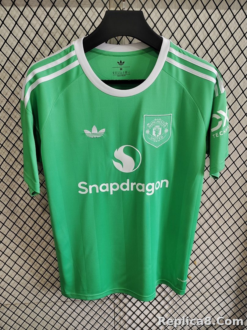 Manchester United Goalkeeper Jersey Green S-4 XL - detail