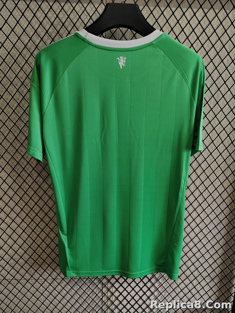 Manchester United Goalkeeper Jersey Green S-4 XL - detail