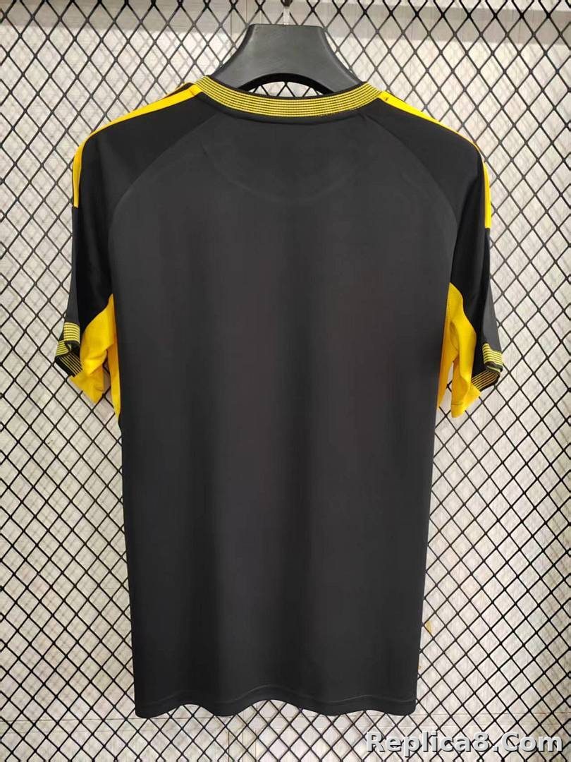 Real Madrid Black Gold S-4 XL - detail