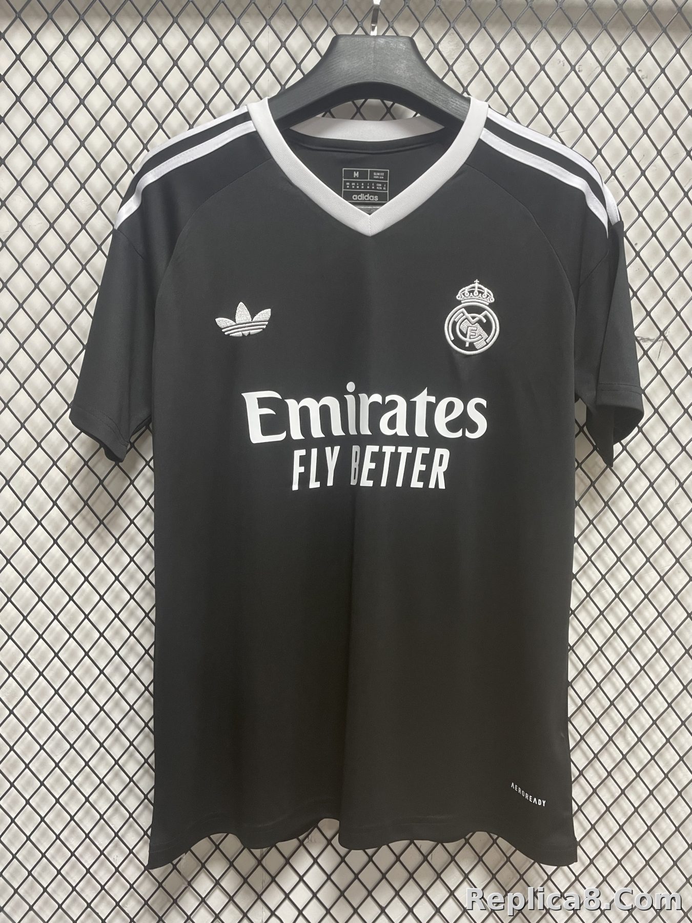 Real Madrid Goalkeeper Jersey S-4 XL - detail