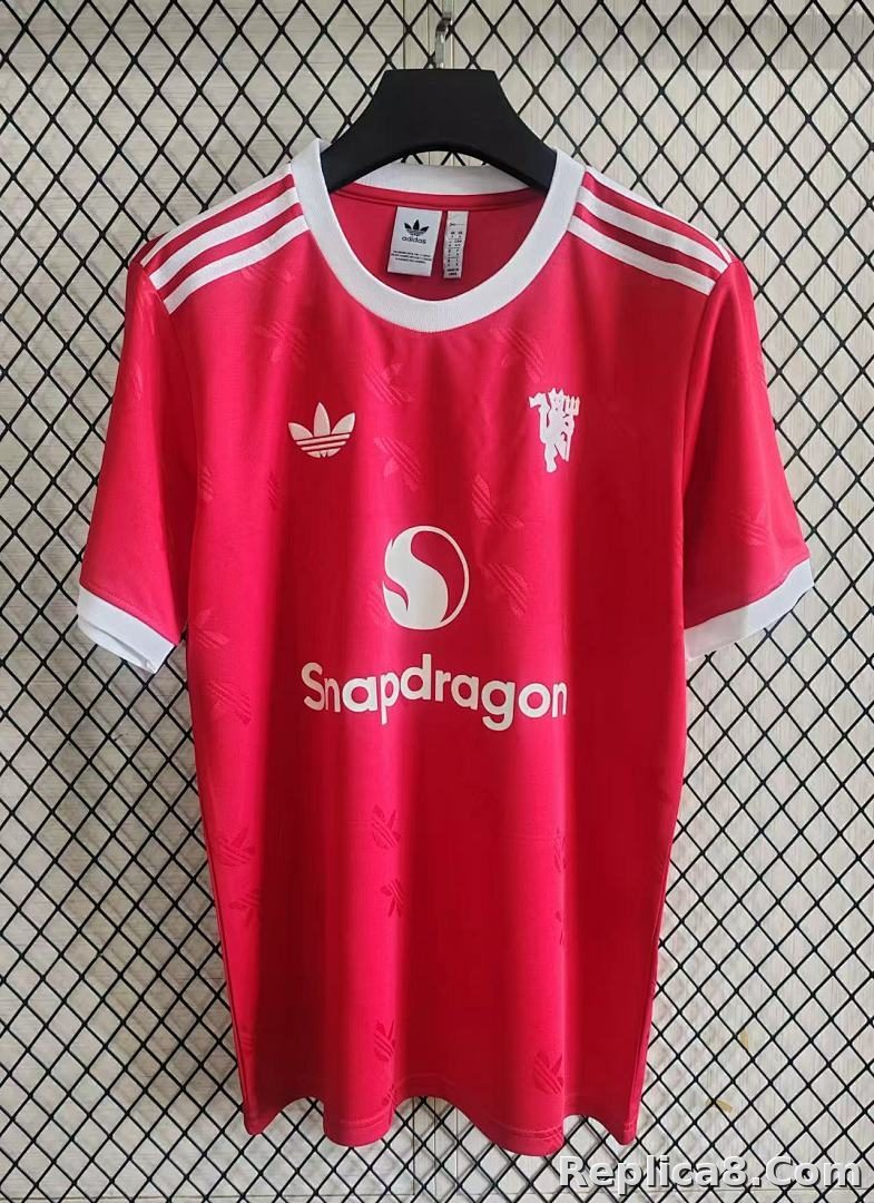 Manchester United Special Edition Red Jacquard S-4 XL - detail