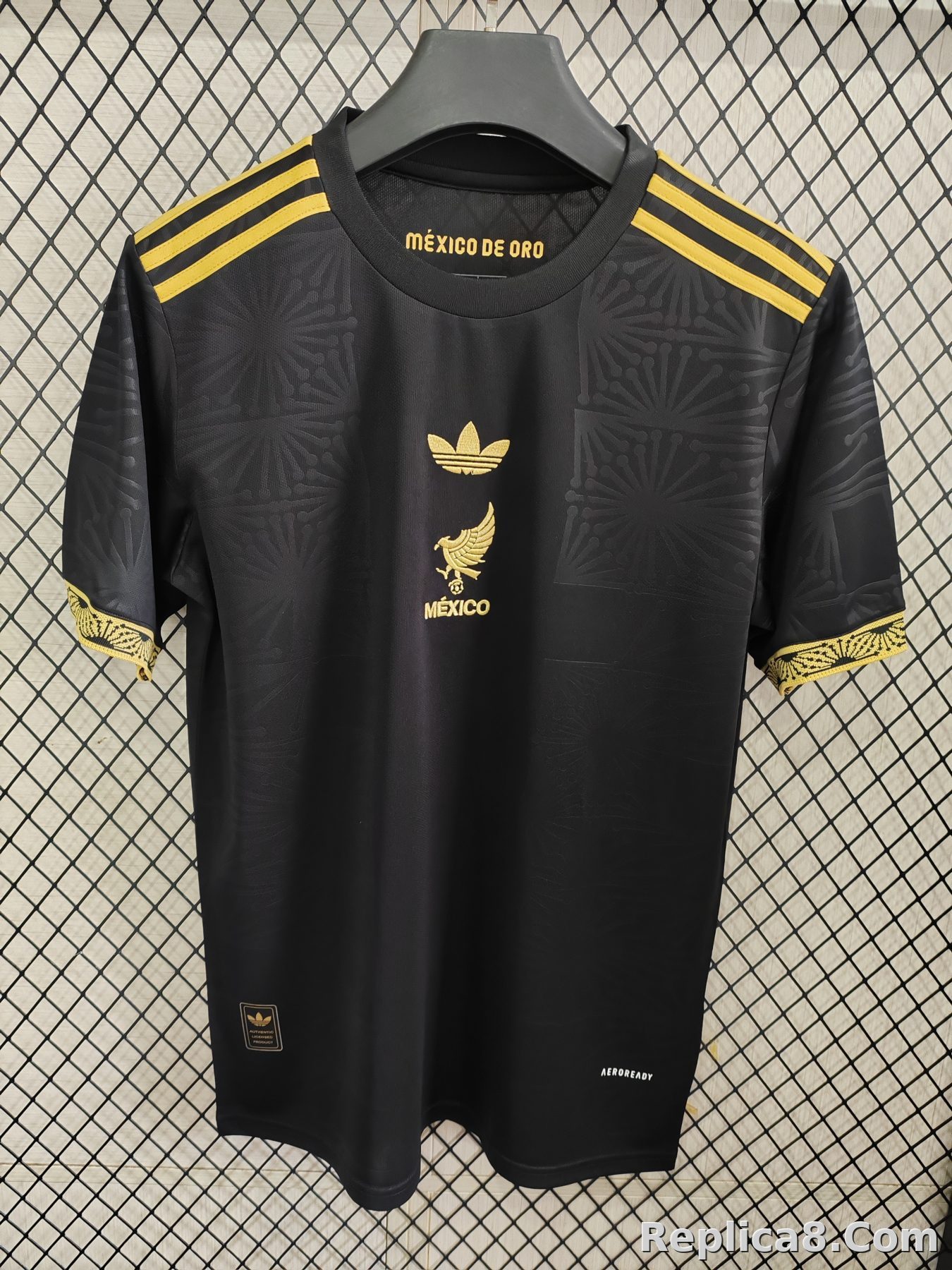 Mexico Special Edition S-4 XL - detail