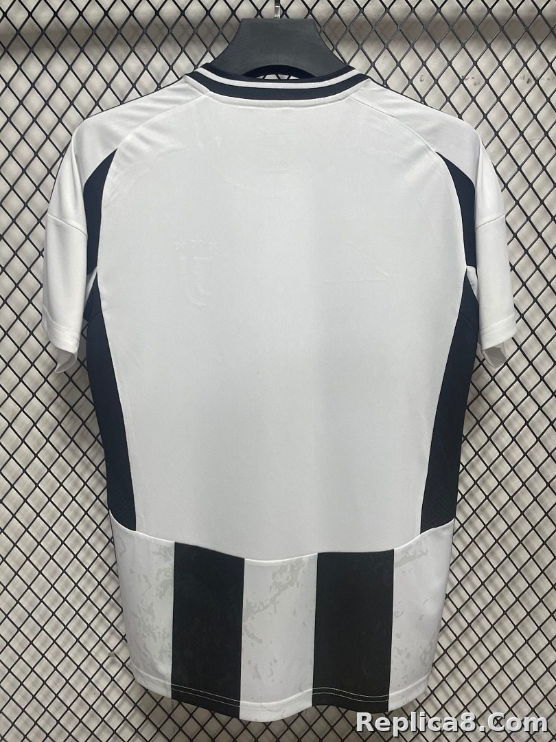 Juventus Home Jersey S-4 XL