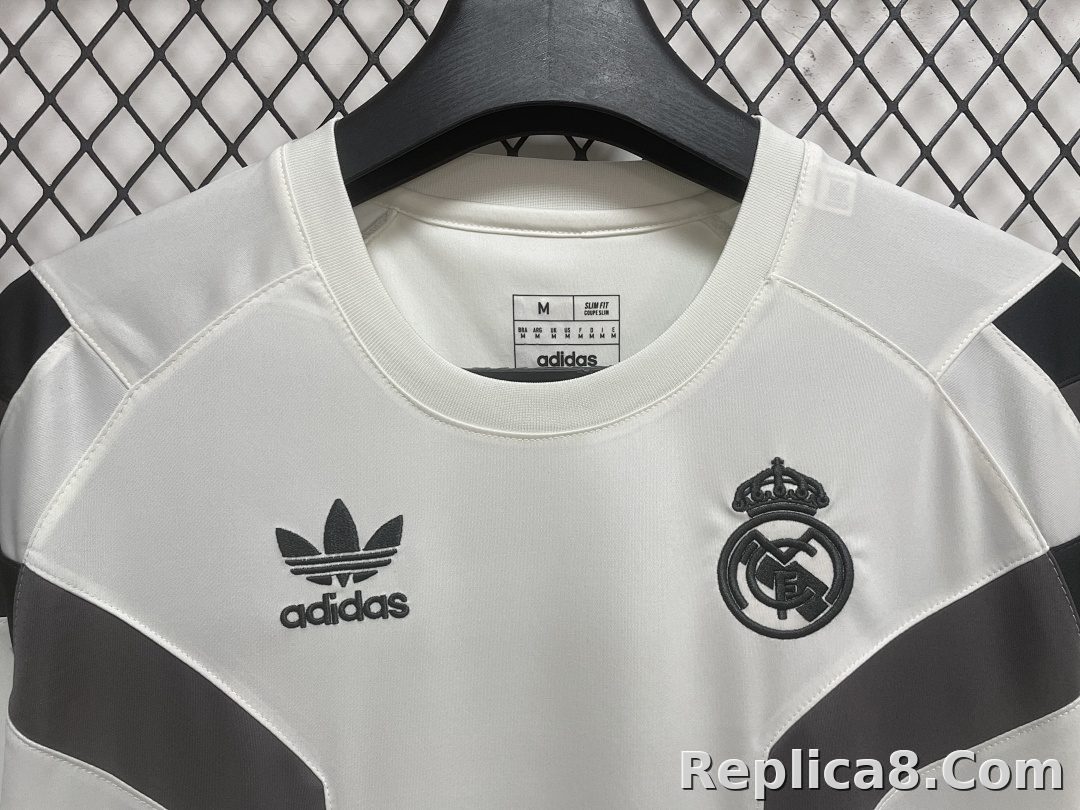 Real Madrid Special Edition TS-4 XL