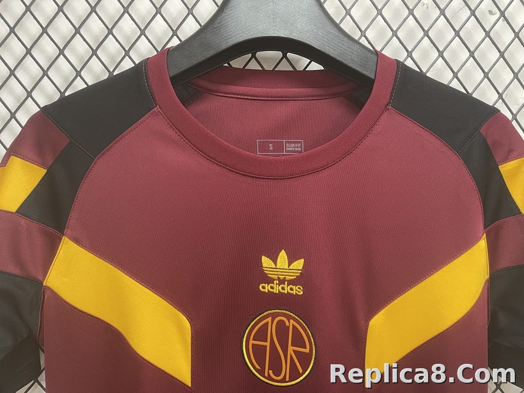 AS Roma Special Edition TS-4 XL - detail